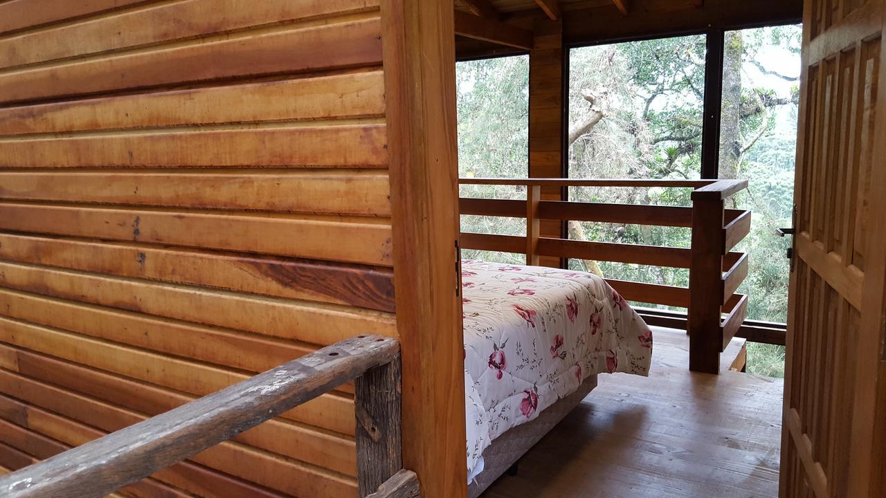 Chalé dos tucanos Campos do Jordão Exterior foto